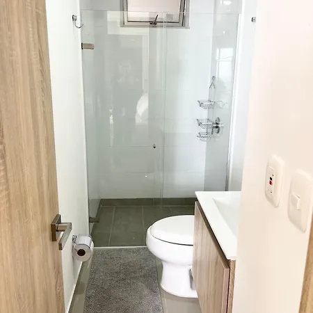 Apartamento Lujoso Frente Al Mar En Nuevo